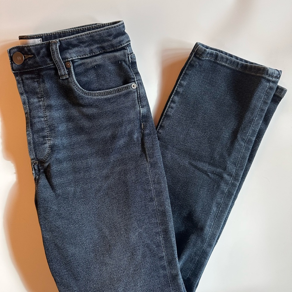 Evereve Black Ankle Cropped Jeans